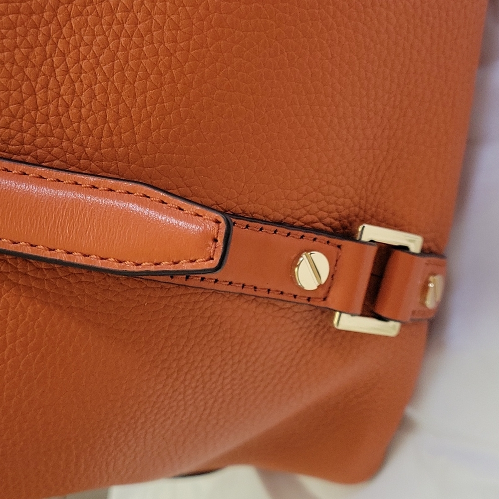 MK 👛  PURSE - Picture 4 of 16